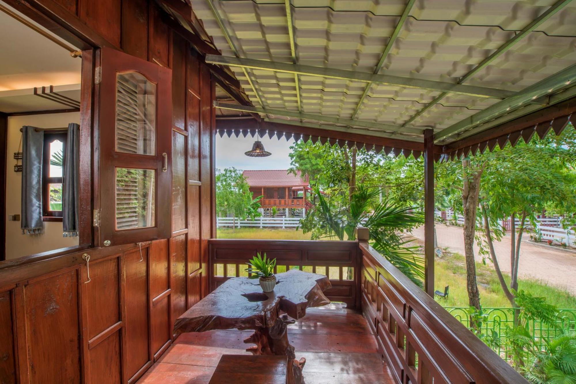 Serene Eco Work & Relax Retreat Rice Field Ciudad de Siem Riep